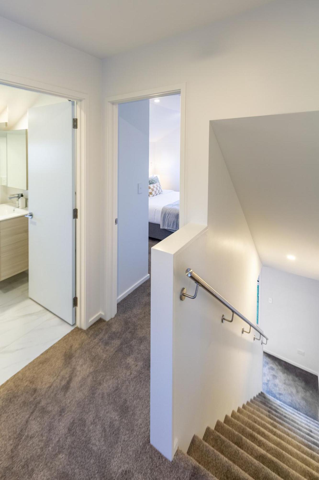 Charming Downtown Hideaway 1 Bed 1 Bath Apartment