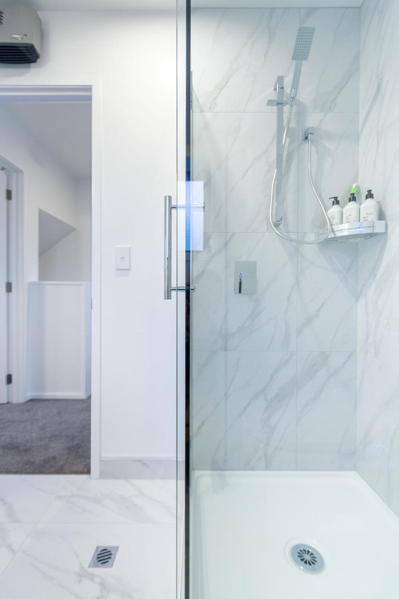 Charming Downtown Hideaway 1 Bed 1 Bath Apartment